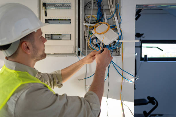 Best Affordable Emergency Electrician  in Lexington, MO